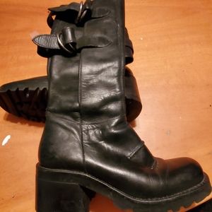 STEVE MADDEN genuine leather boots EUC size 7